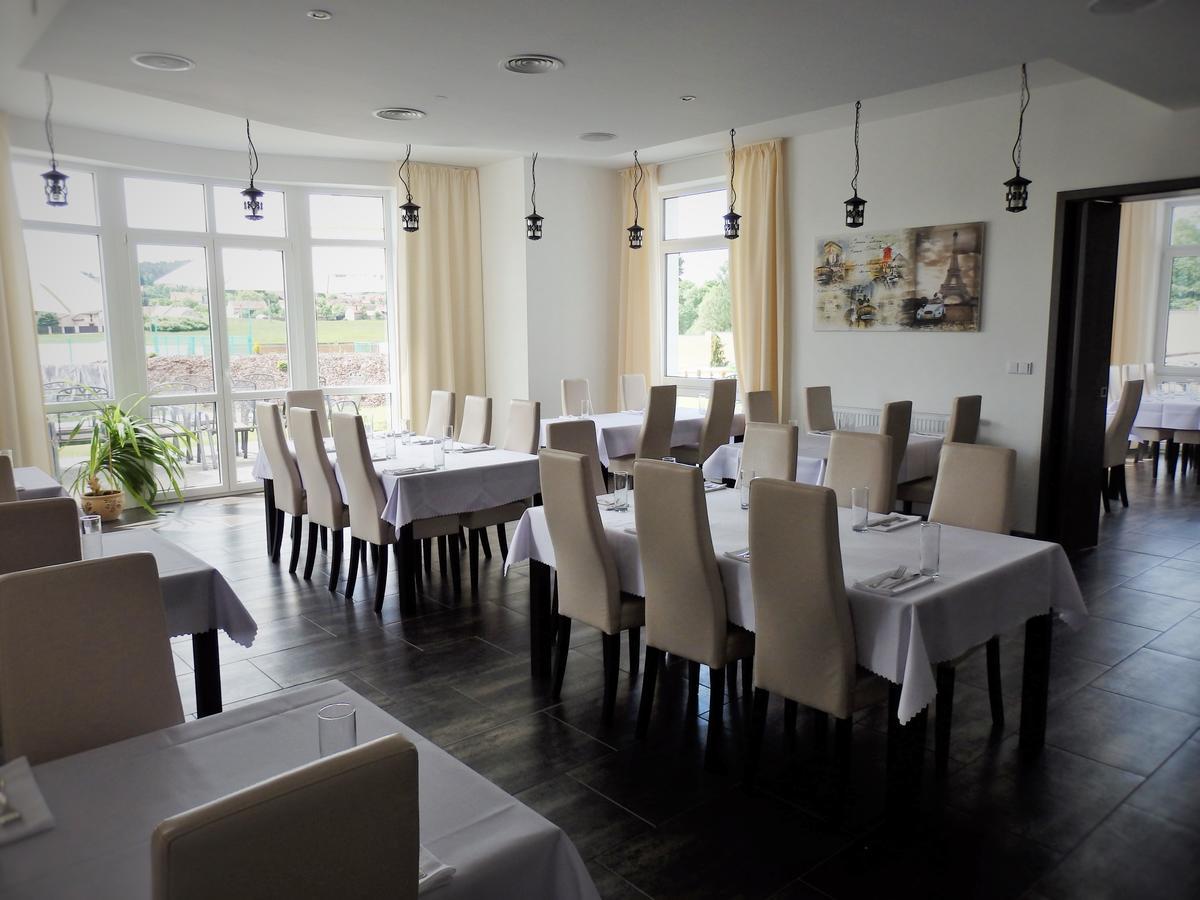 Rezidence Holsin Hotel Holsiny Zewnętrze zdjęcie