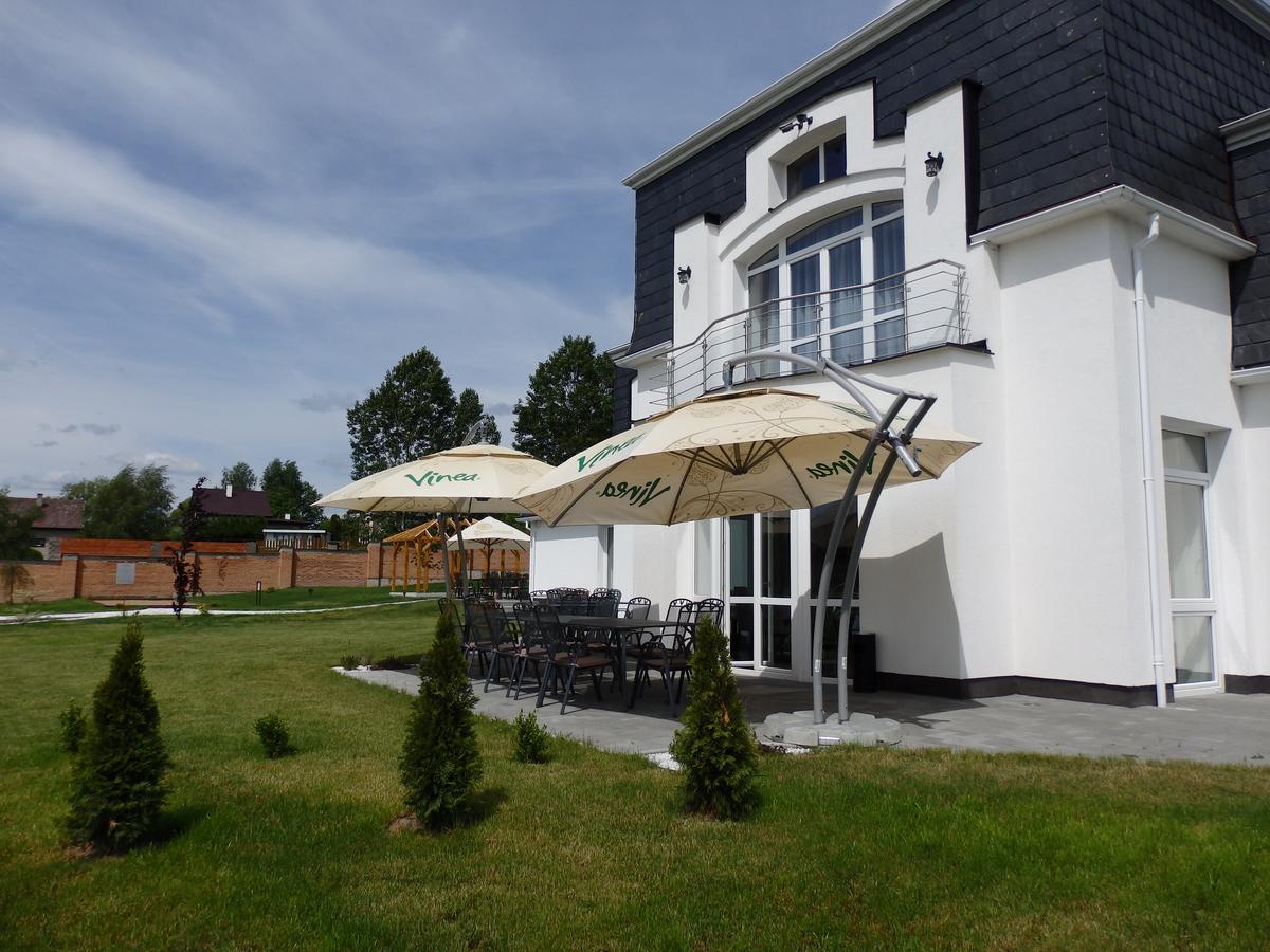 Rezidence Holsin Hotel Holsiny Zewnętrze zdjęcie